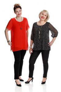 punainentunika ja palloprinttitunika